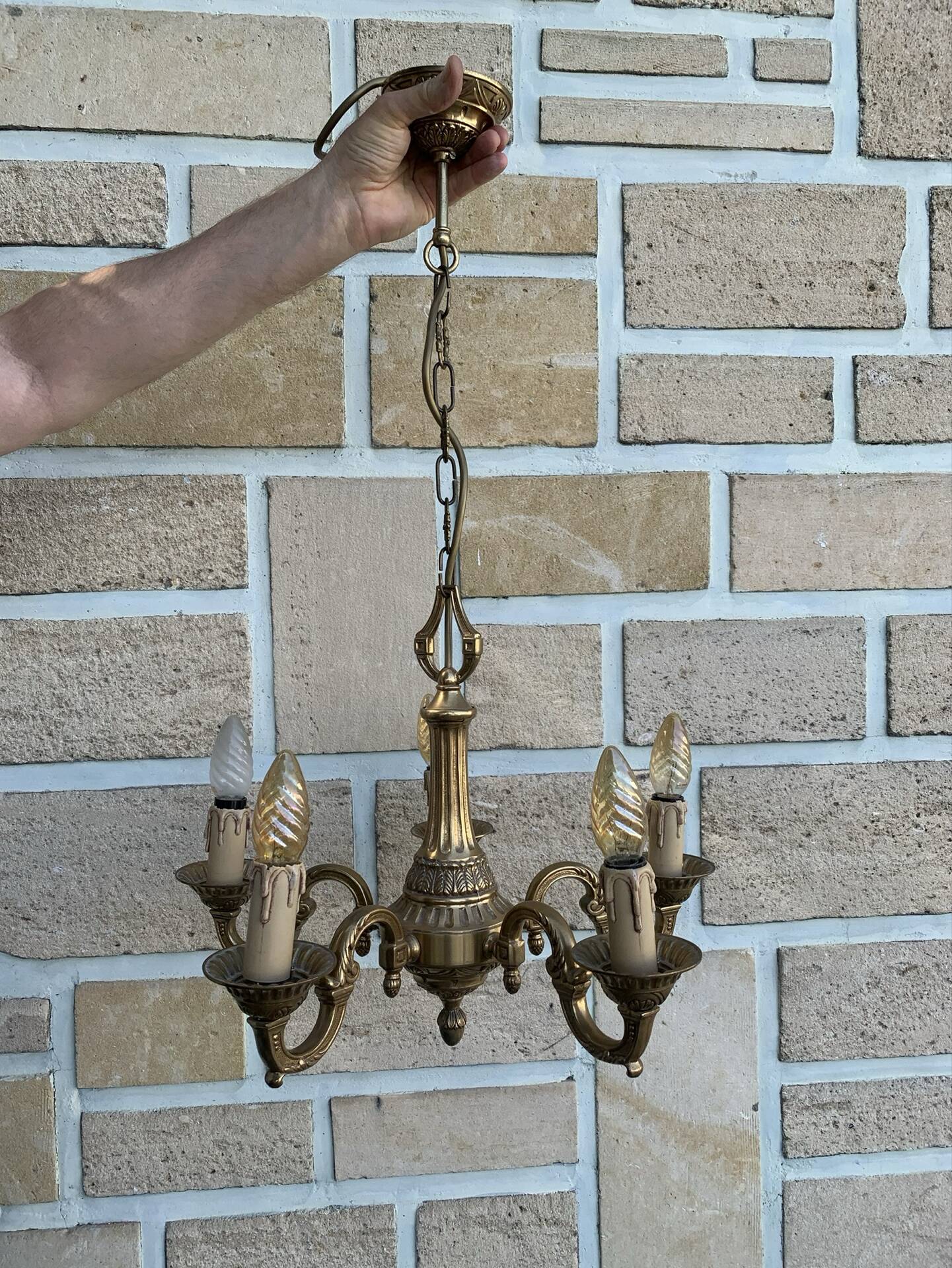 Elegant antique bronze chandelier with 5 light arms, in Louis XV style.