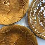 Gien porcelain slip vine leaf plate