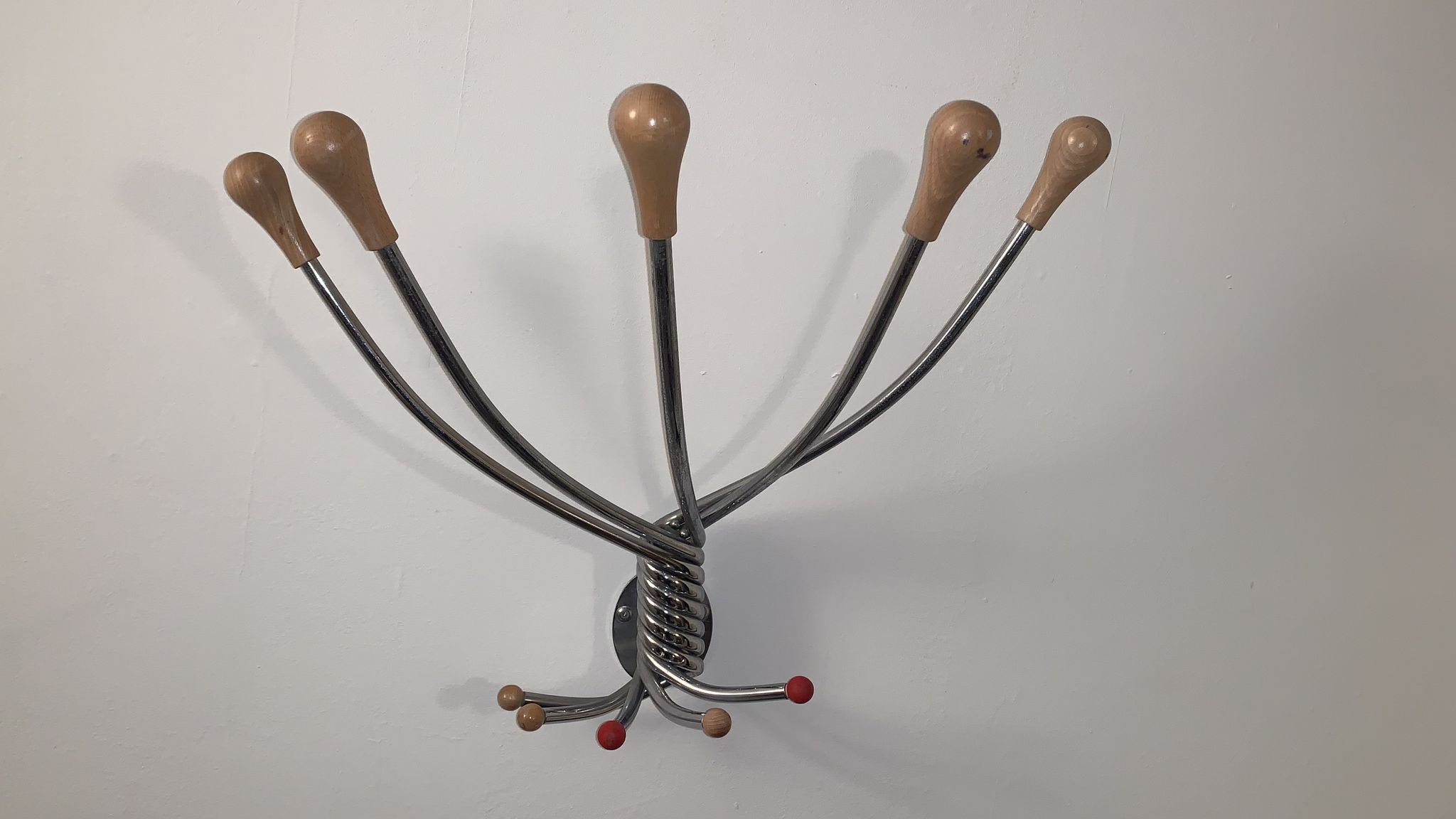 Vintage Wall mount ‘Octopus’ metal and wood swivel coat rack