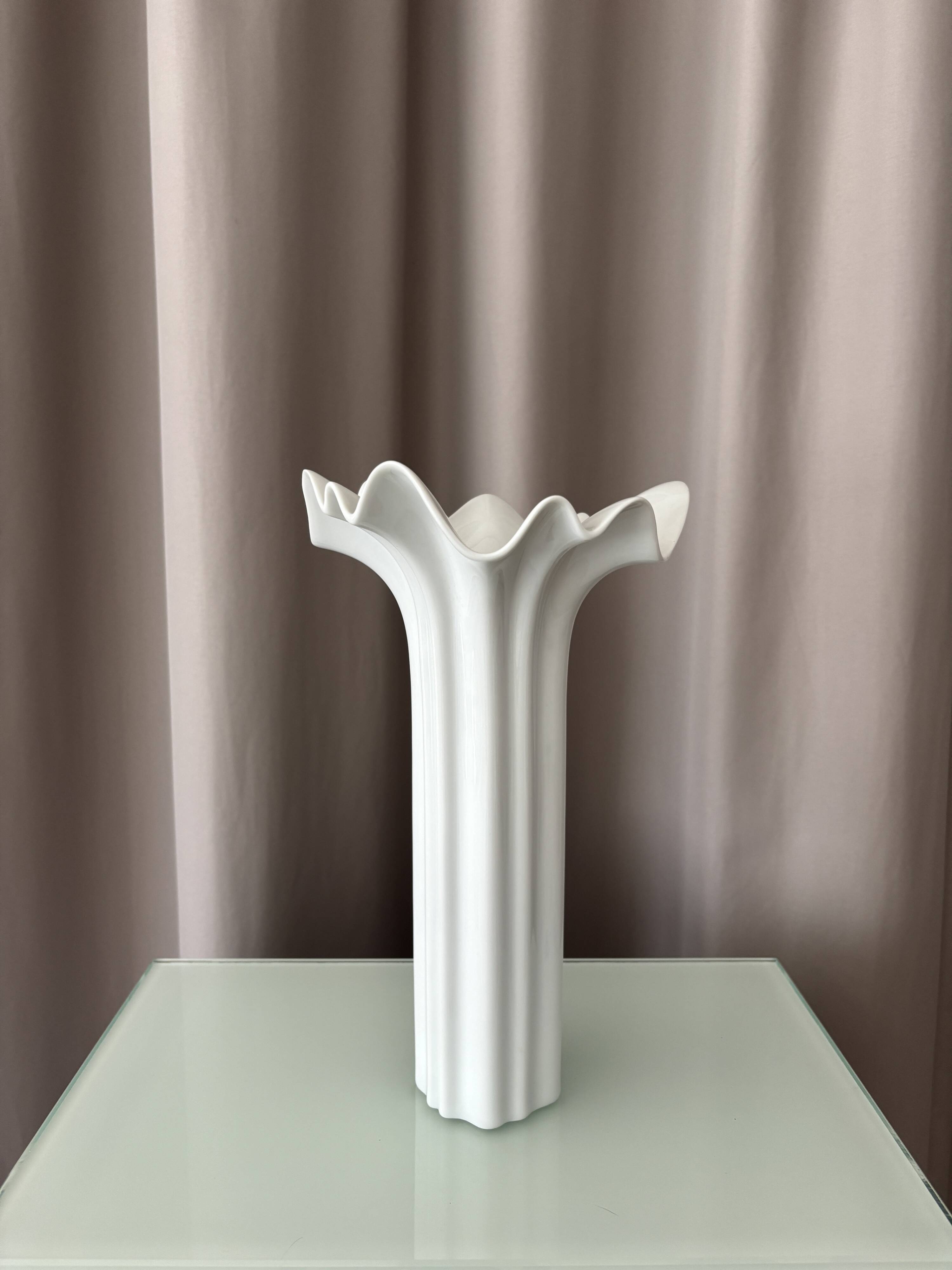 Vintage Hutschenreuther White Porcelain Sculptural Vase, Germany, 1970s