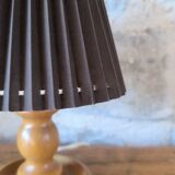 Lampe à poser en bois tourné
