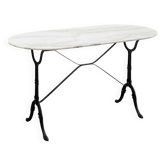 Oval bistro table in marble and cast iron