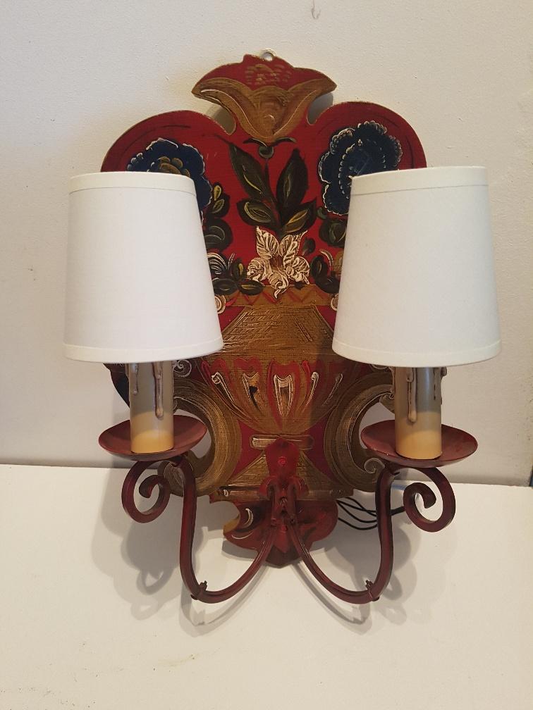 Paire d'appliques montagne vintage bois peint