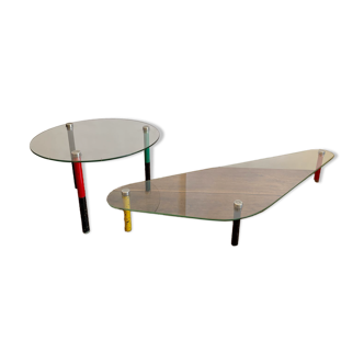 Lot de deux tables basses années 70