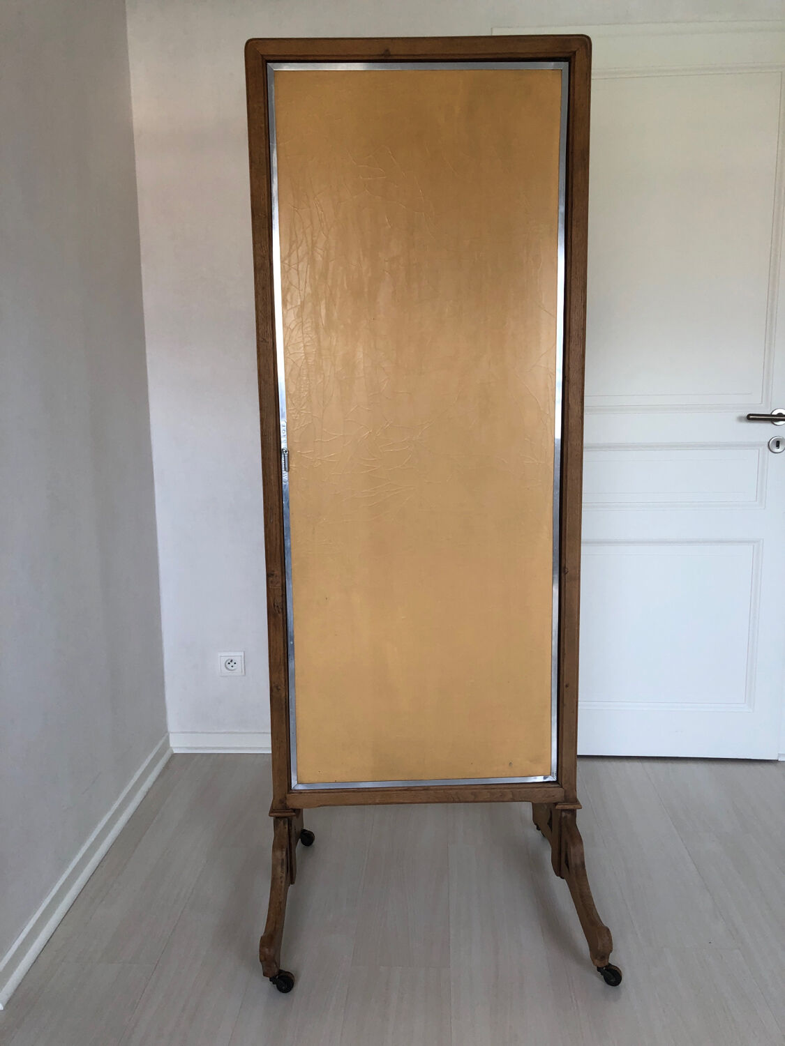 Triptych mirror house Brot