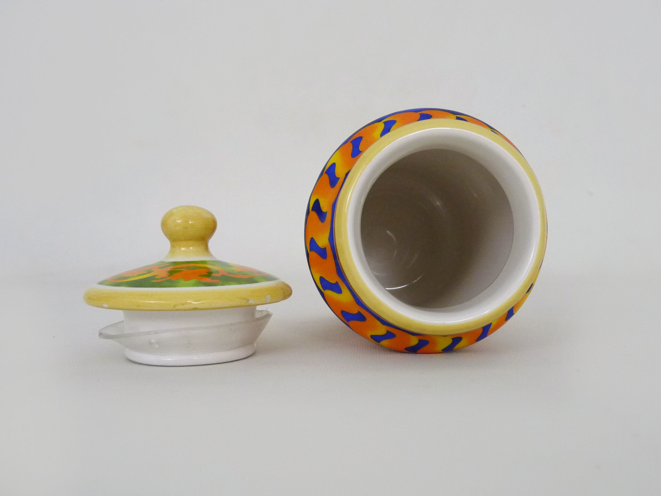 Old apothecary pot, Capsicum ceramic medicine jar. Year 70 80