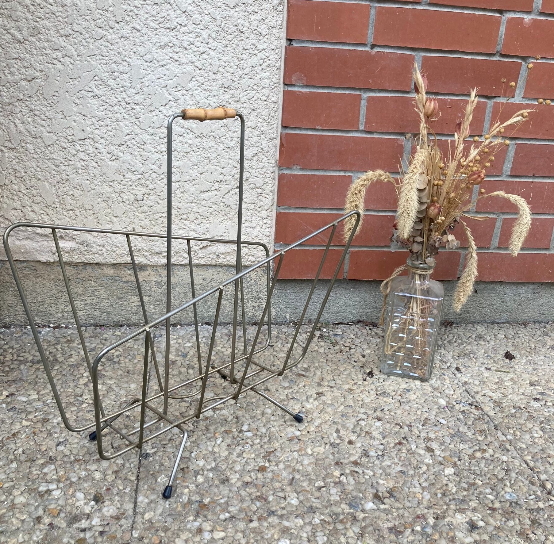 Vintage magazine rack