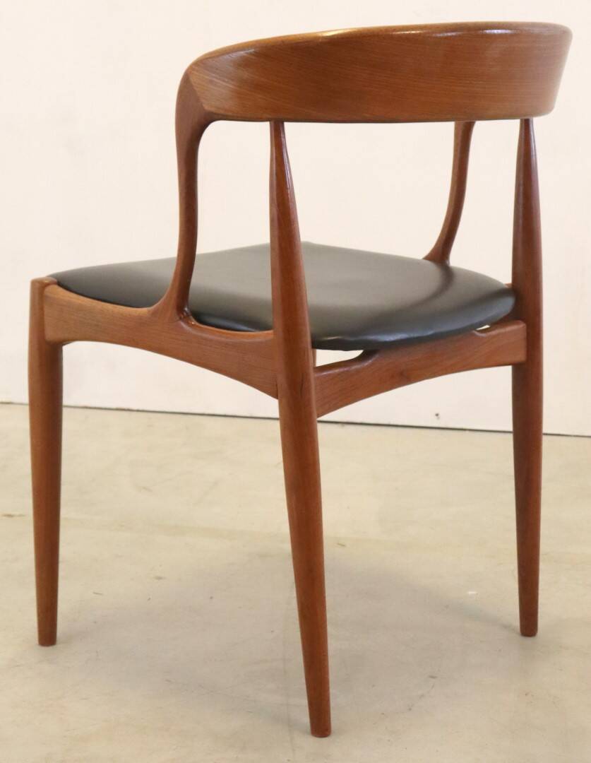 Set of 6 chairs Johannes Andersen voor Uldum stoelen -