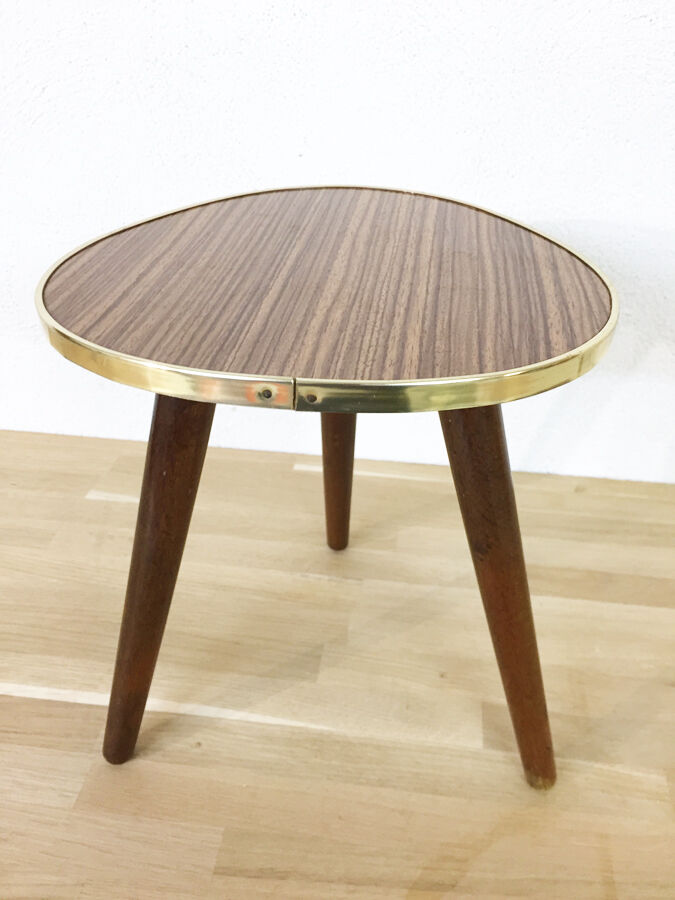 Formica tripod vintage pedestal table, 1960