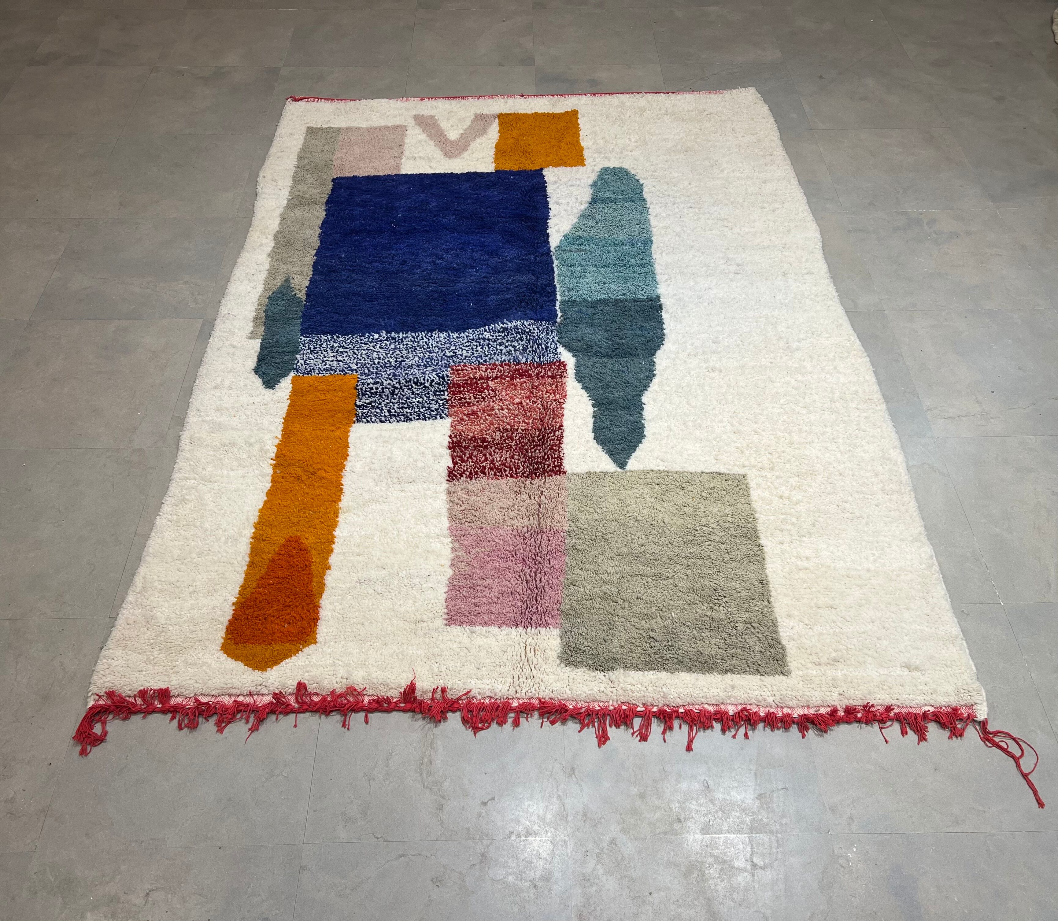 Berber carpet 276x206cm