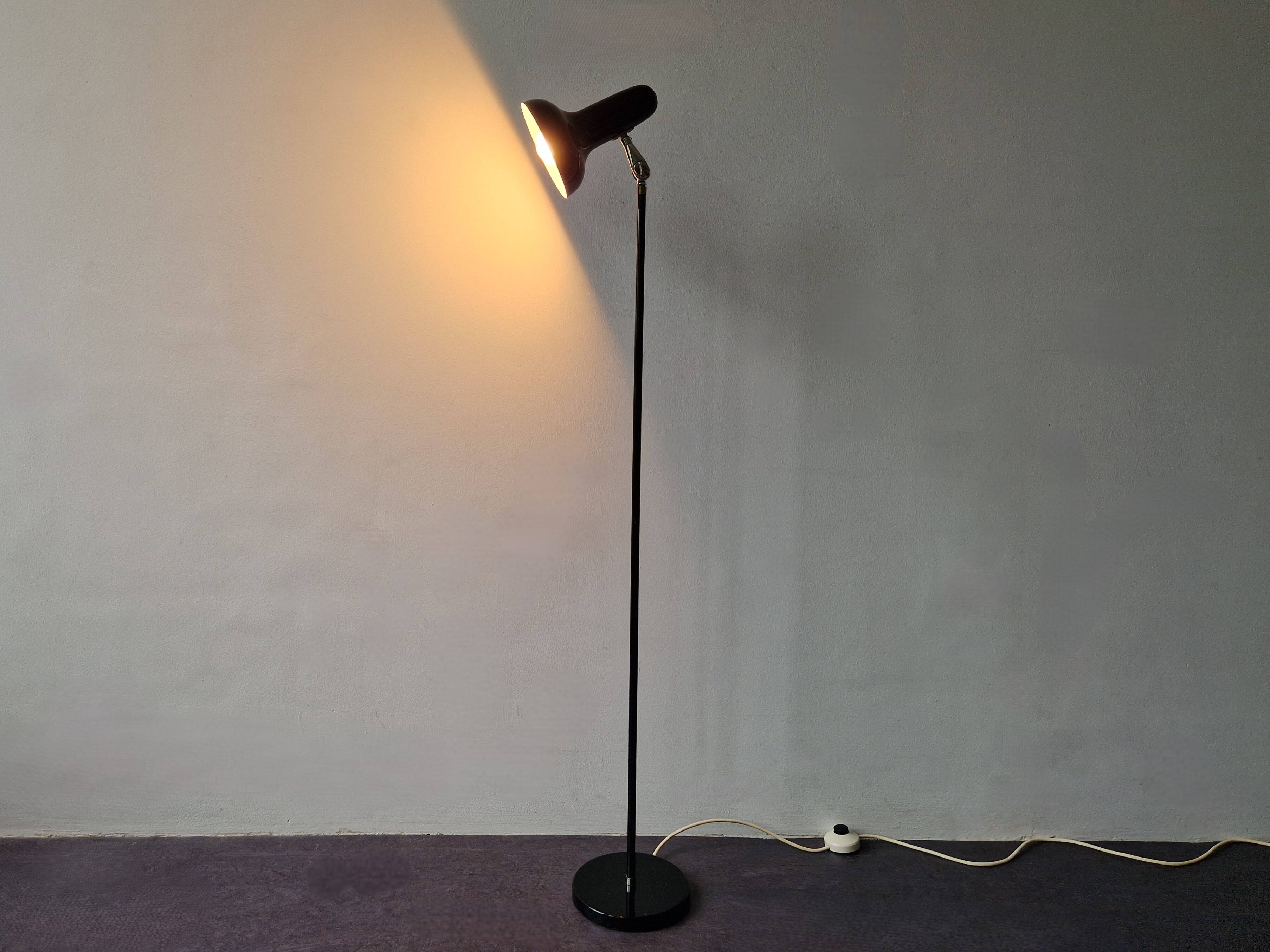 Black model 5427 adjustable floor lamp model for hagoort, 1970's