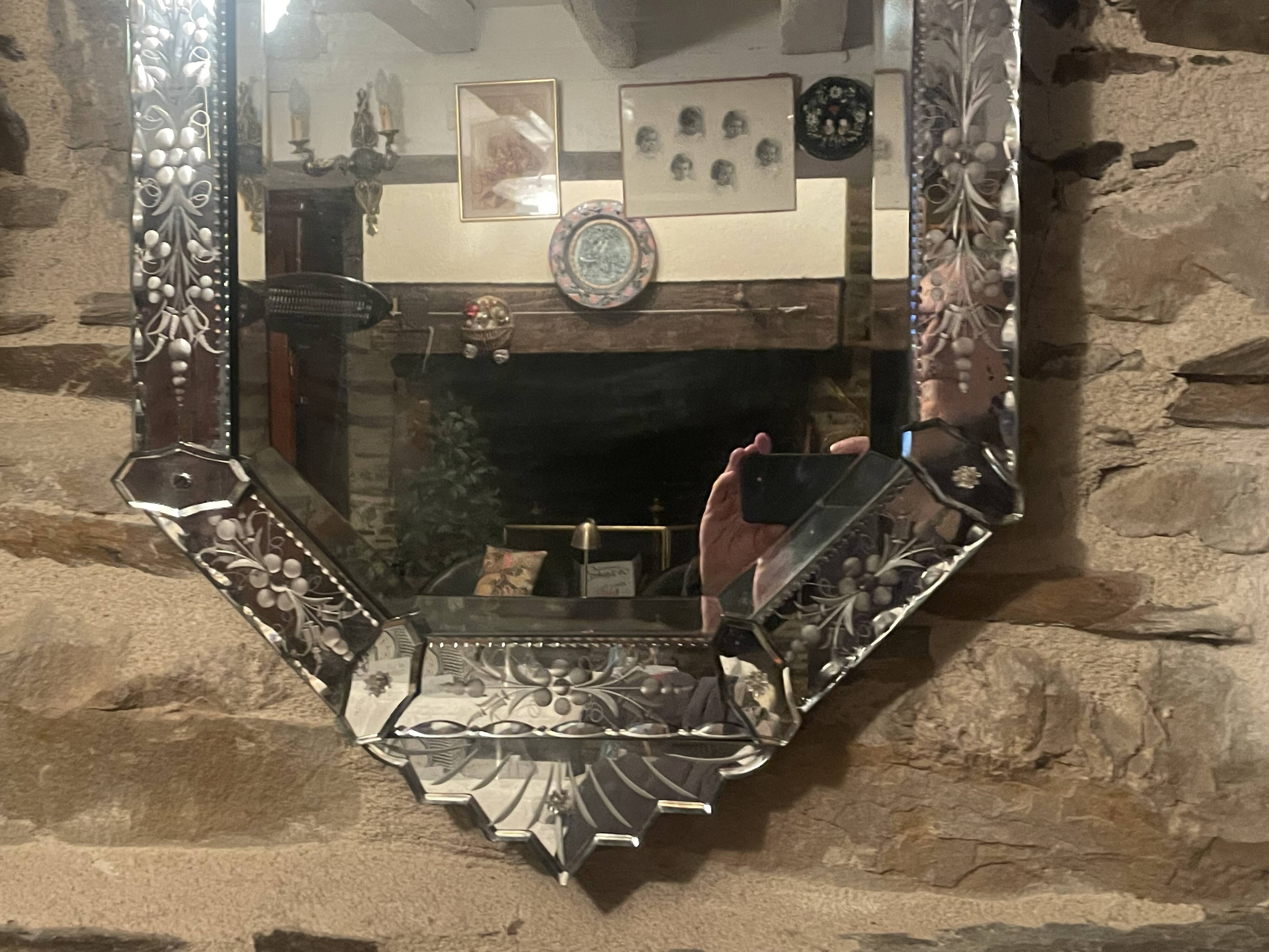 Venetian mirror 19th / 20th century Height 91 x 48.5 x 4 cm