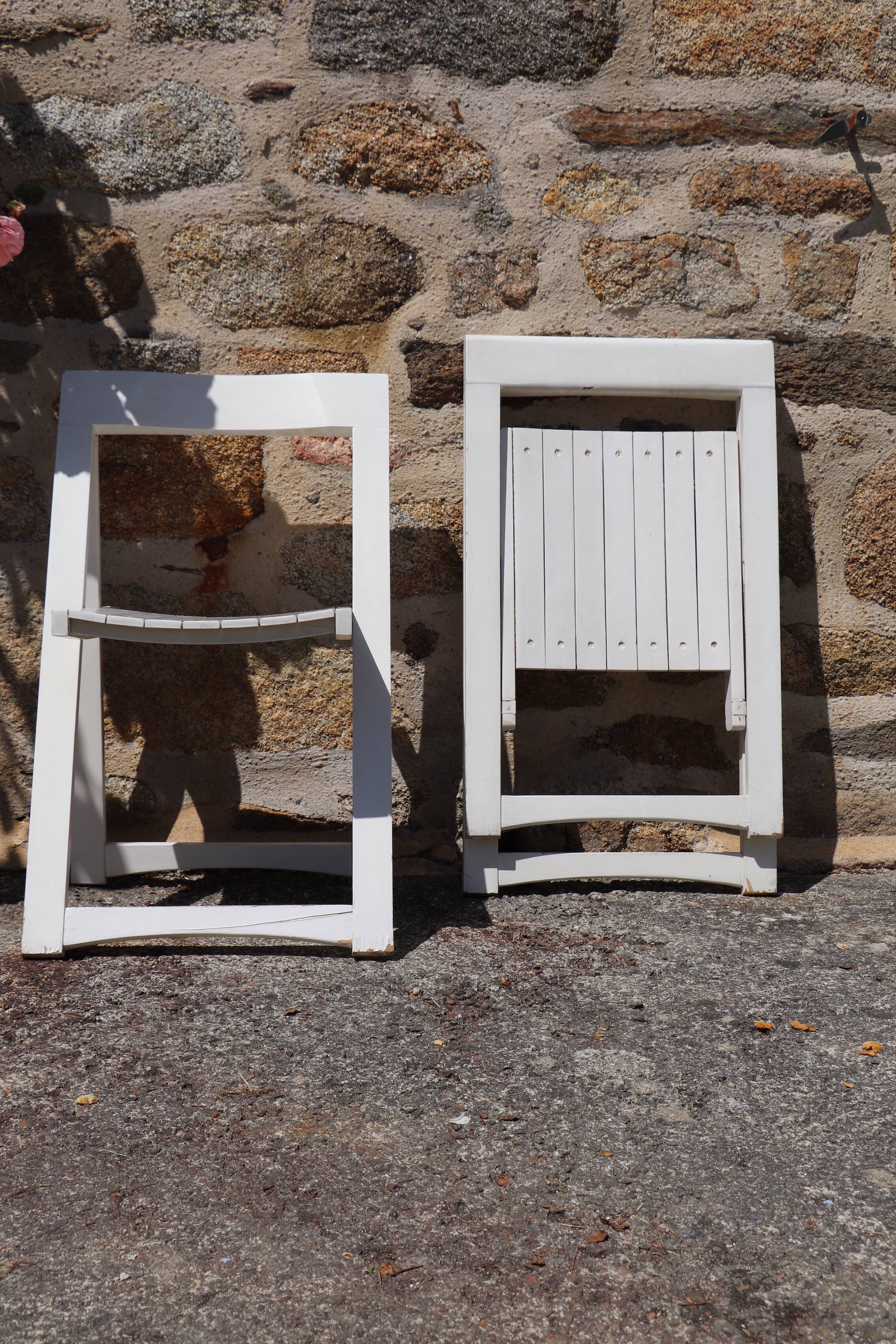 Garden furniture years 40 table and 4 chairs