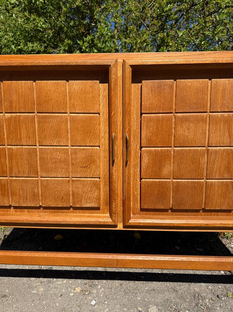 Oak sideboard, Henry Kjaernulf style, 1960-70, Danish design. Mid-century modern style