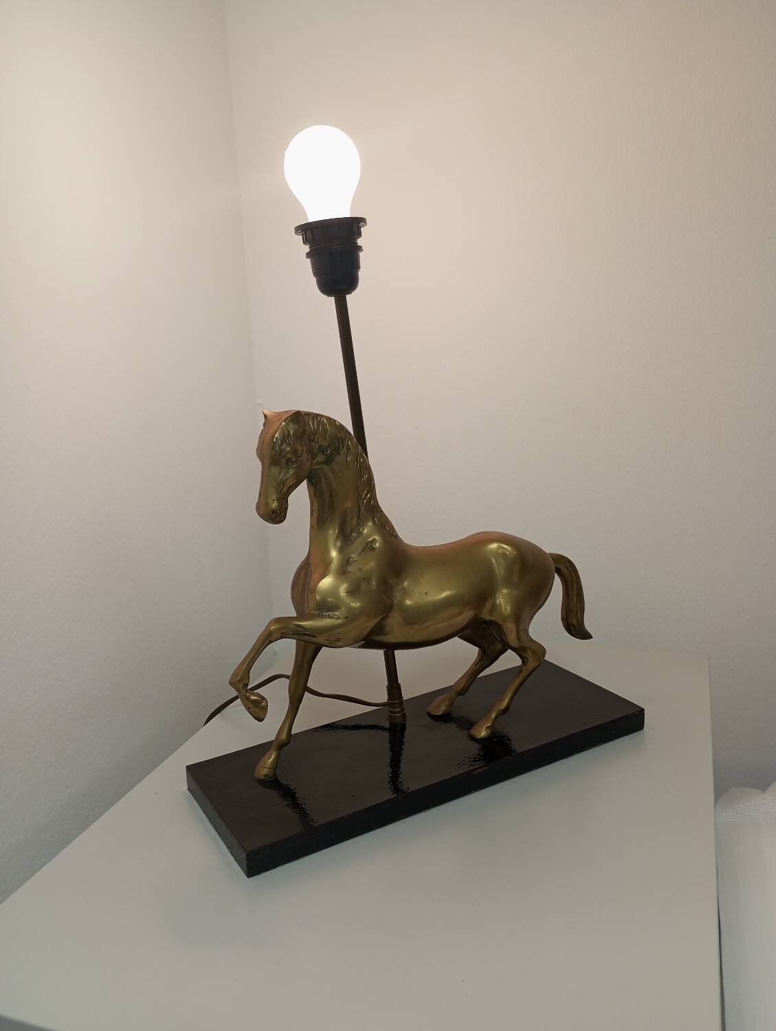 Table lamp Horse in gilded brass