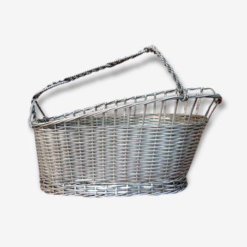 Basket for wine
