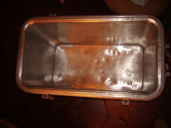 Ancienne caisse tournus en inox