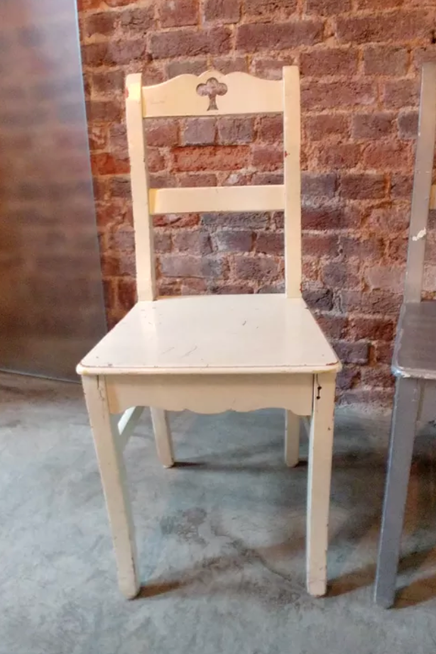 Set of 3 country chairs