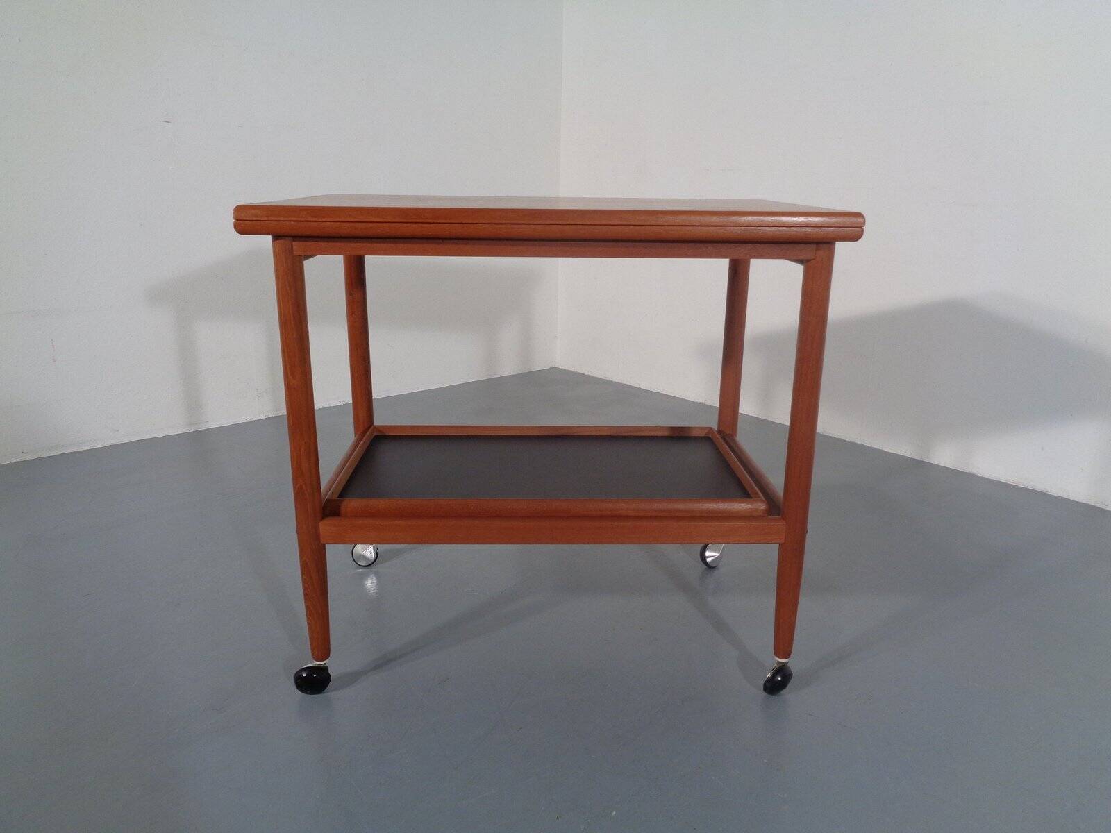 Teak Flip-Flop Expandable Cart with Removable Tray by Grete Jalk for Poul Jeppesens Møbelfabrik, Denmark, 1960s