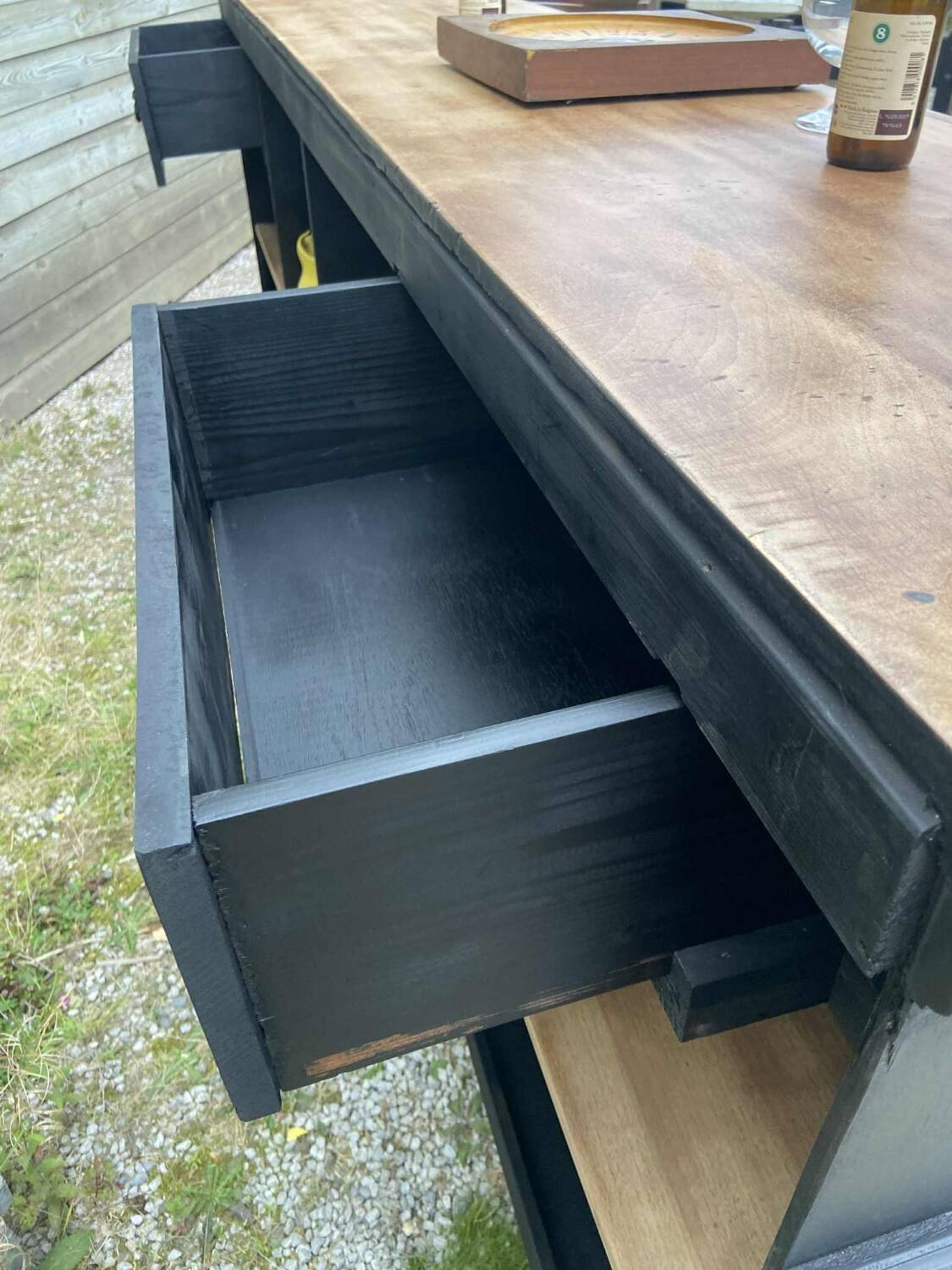 Grand bar en bois