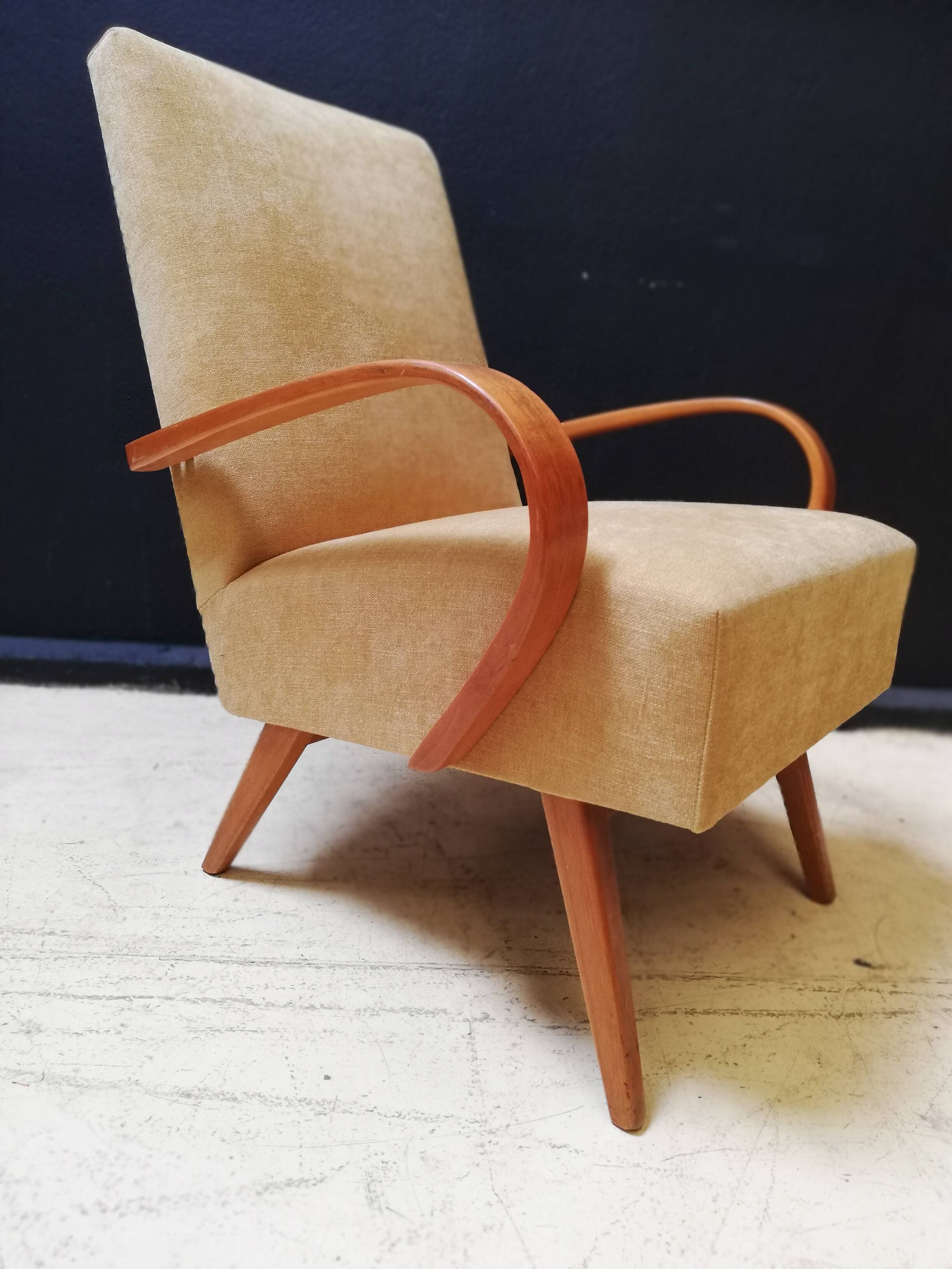 Paire de fauteuils vintage Halabala 1950