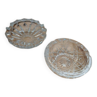 2 vintage ashtrays