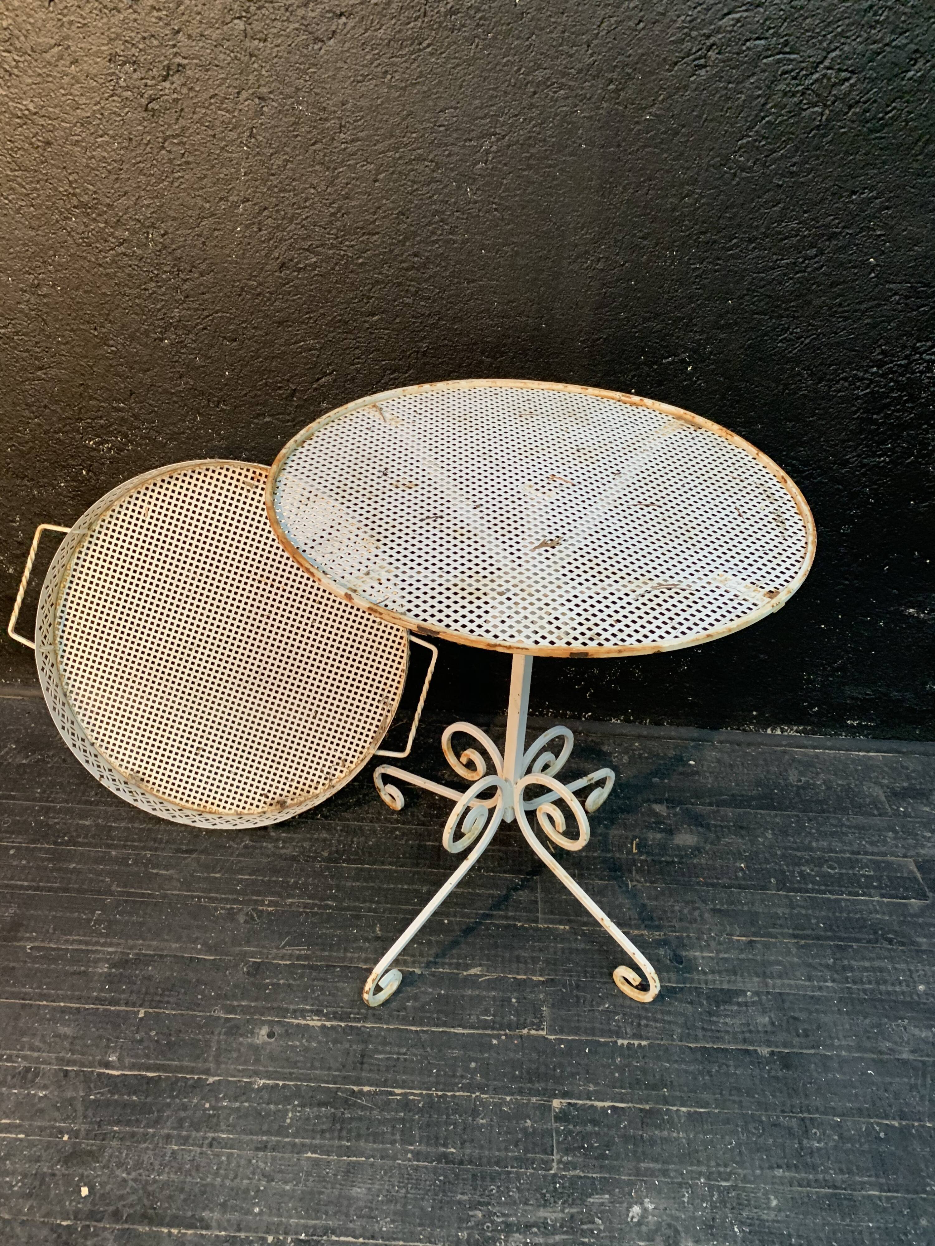 Outdoor extra table