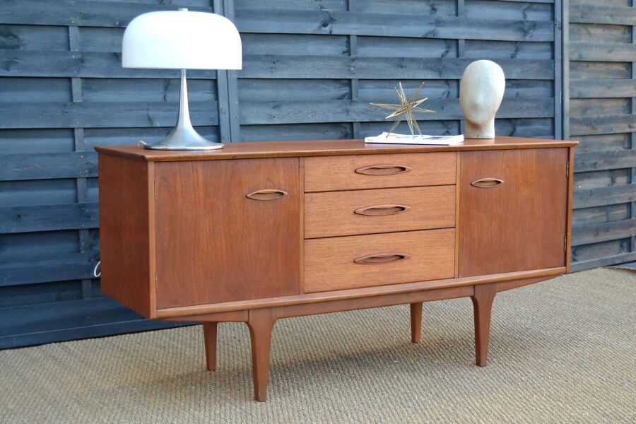 Teak sideboard by Jentique 60's