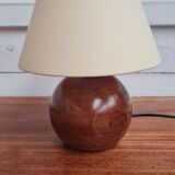 Walnut ball lamp