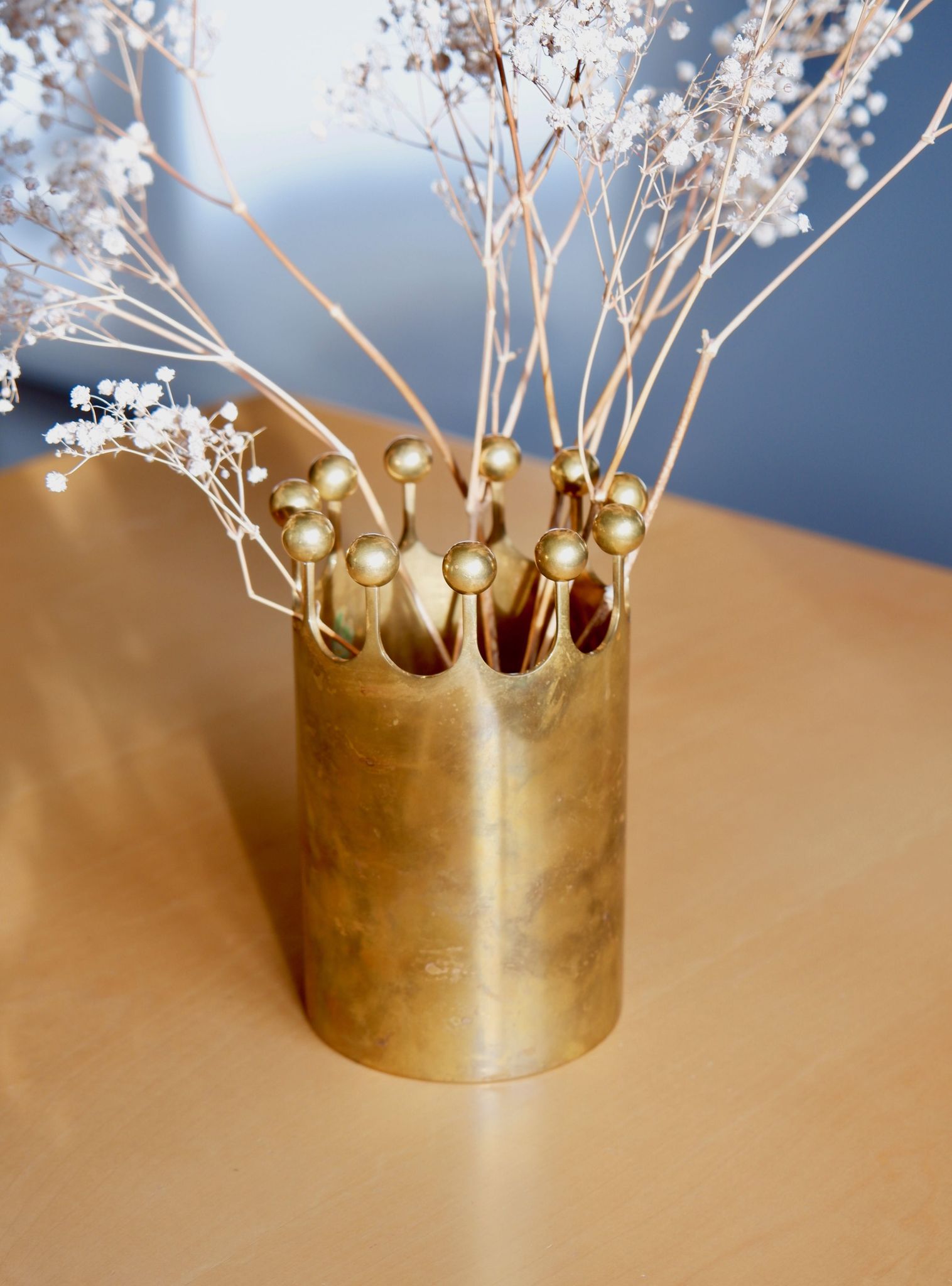 Pierre Forssell crown brass vase for Skultuna circa 1970