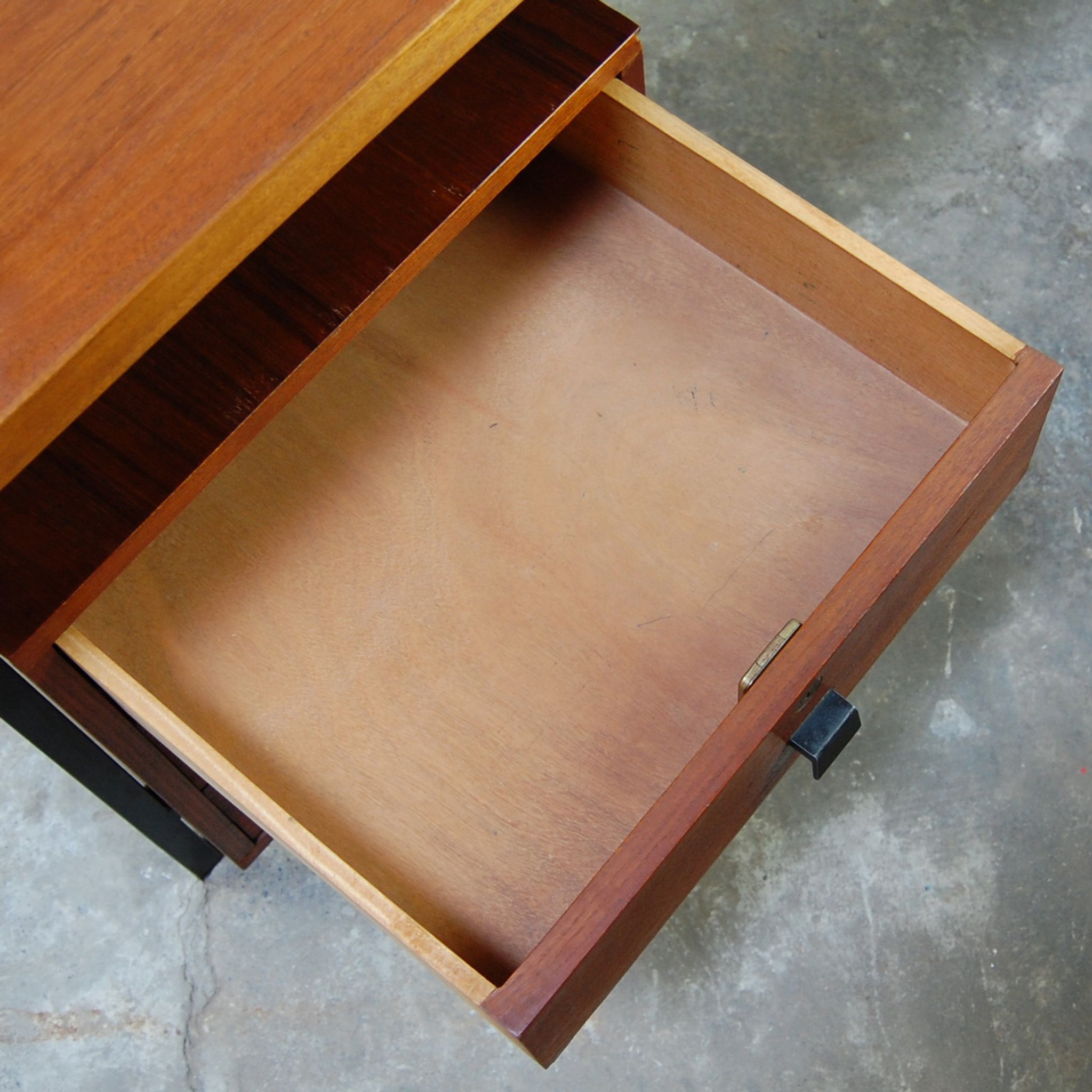 Model desk "Ariel" by Jean Domps, Trefac edition 1960