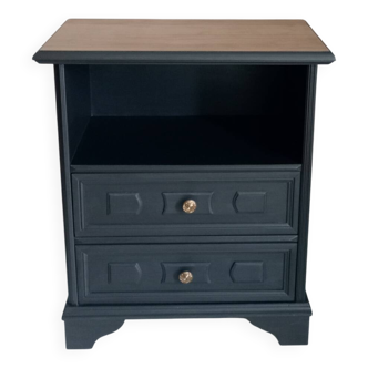 Bedside table