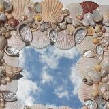 Vintage seashell mirror 31x35cm