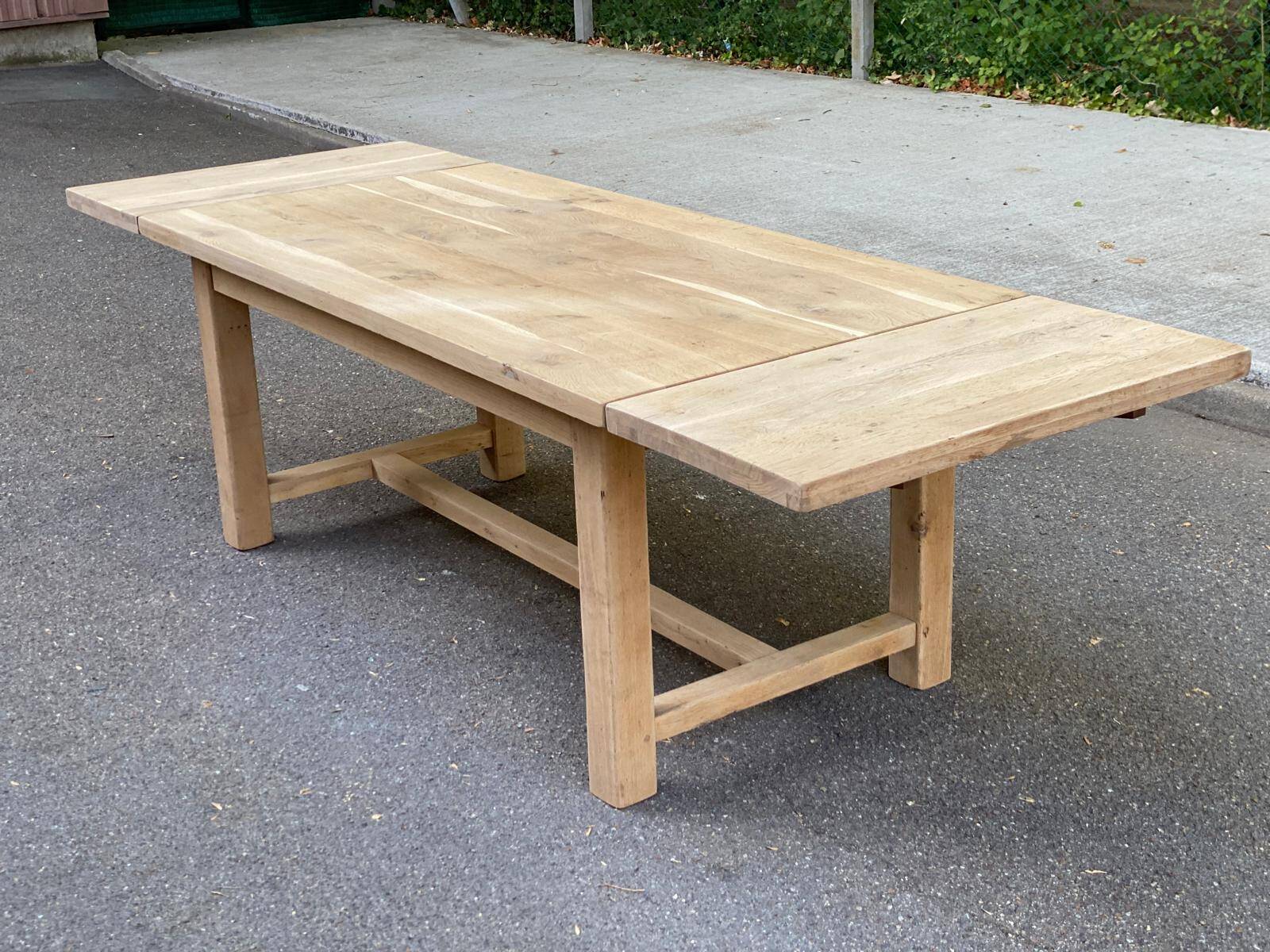 Farmhouse dining table extendable stripped in raw solid oak 180-270cm 1