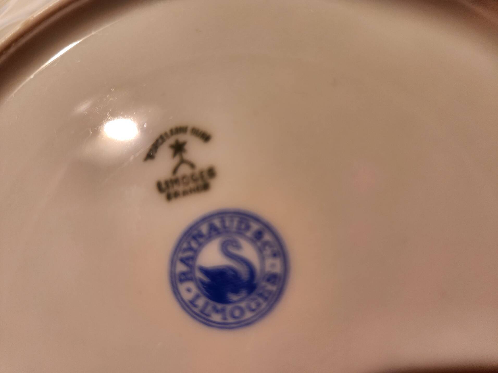 11 assiettes dessert porcelaine de Limoges Raynaud