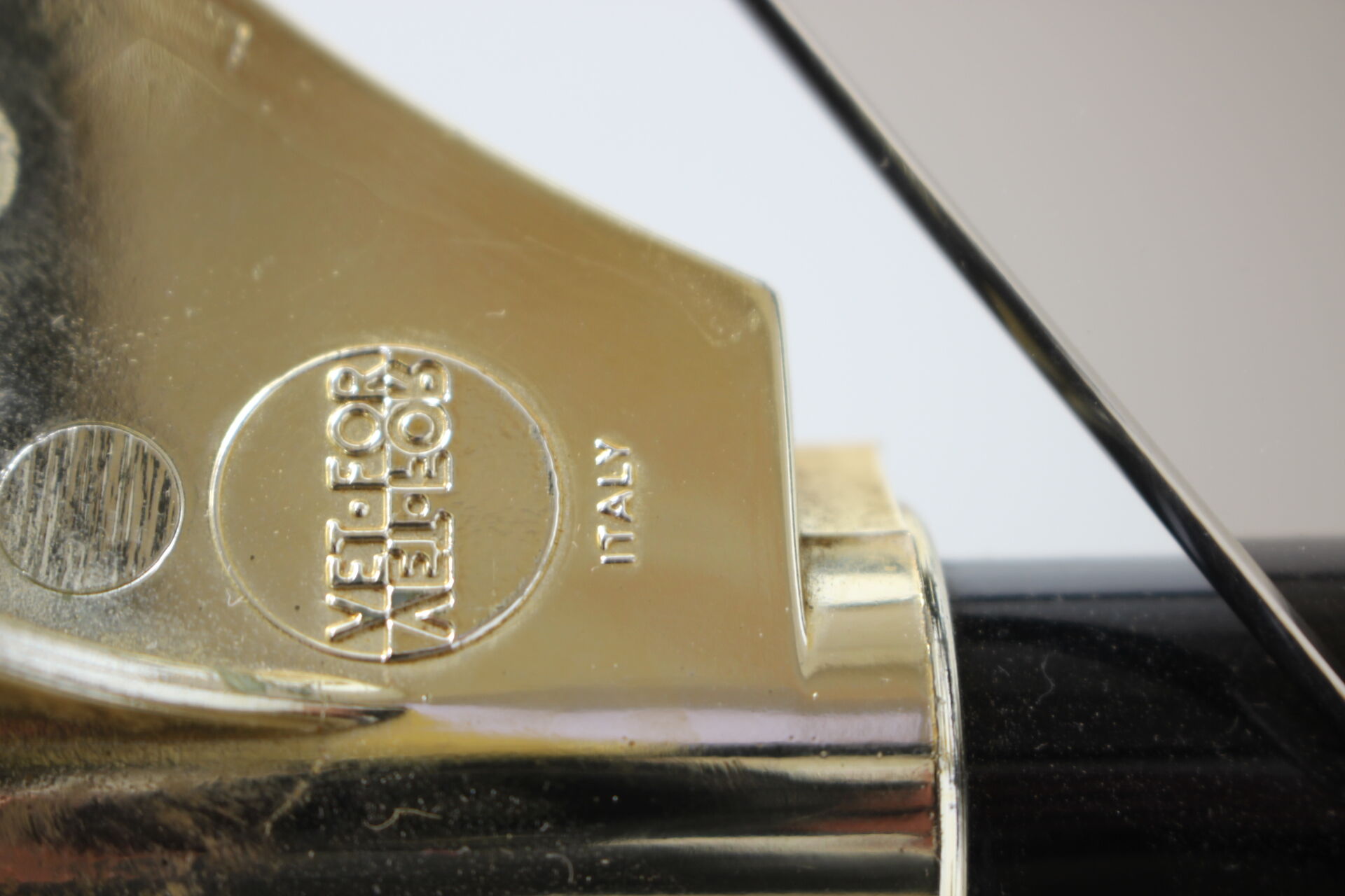 Mid-century small glass table, Vet For, Italy.