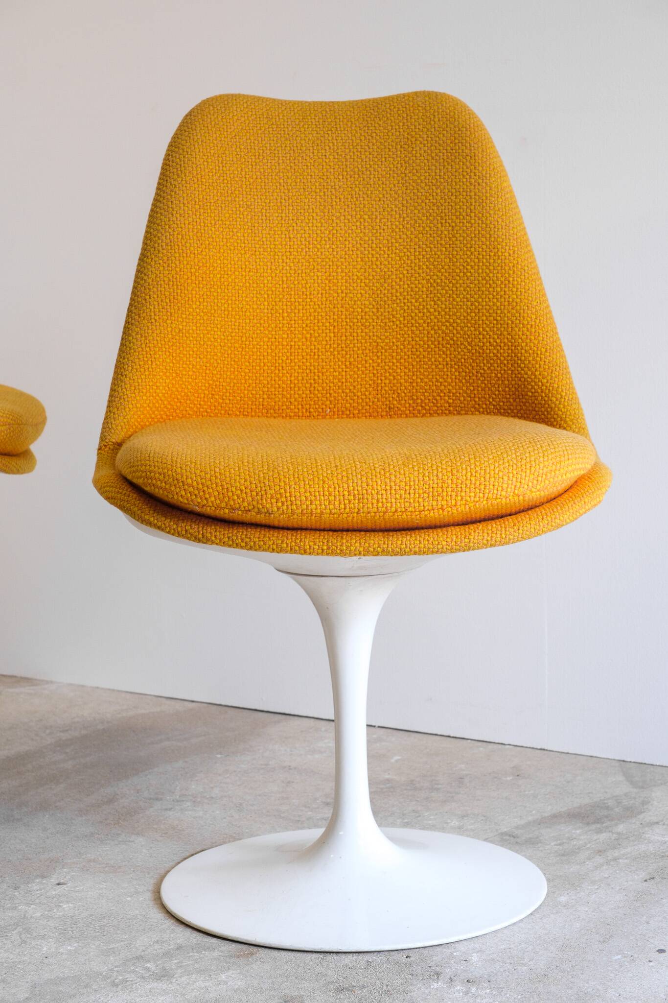Tulip chair pair by Eero Saarinen for Knoll International