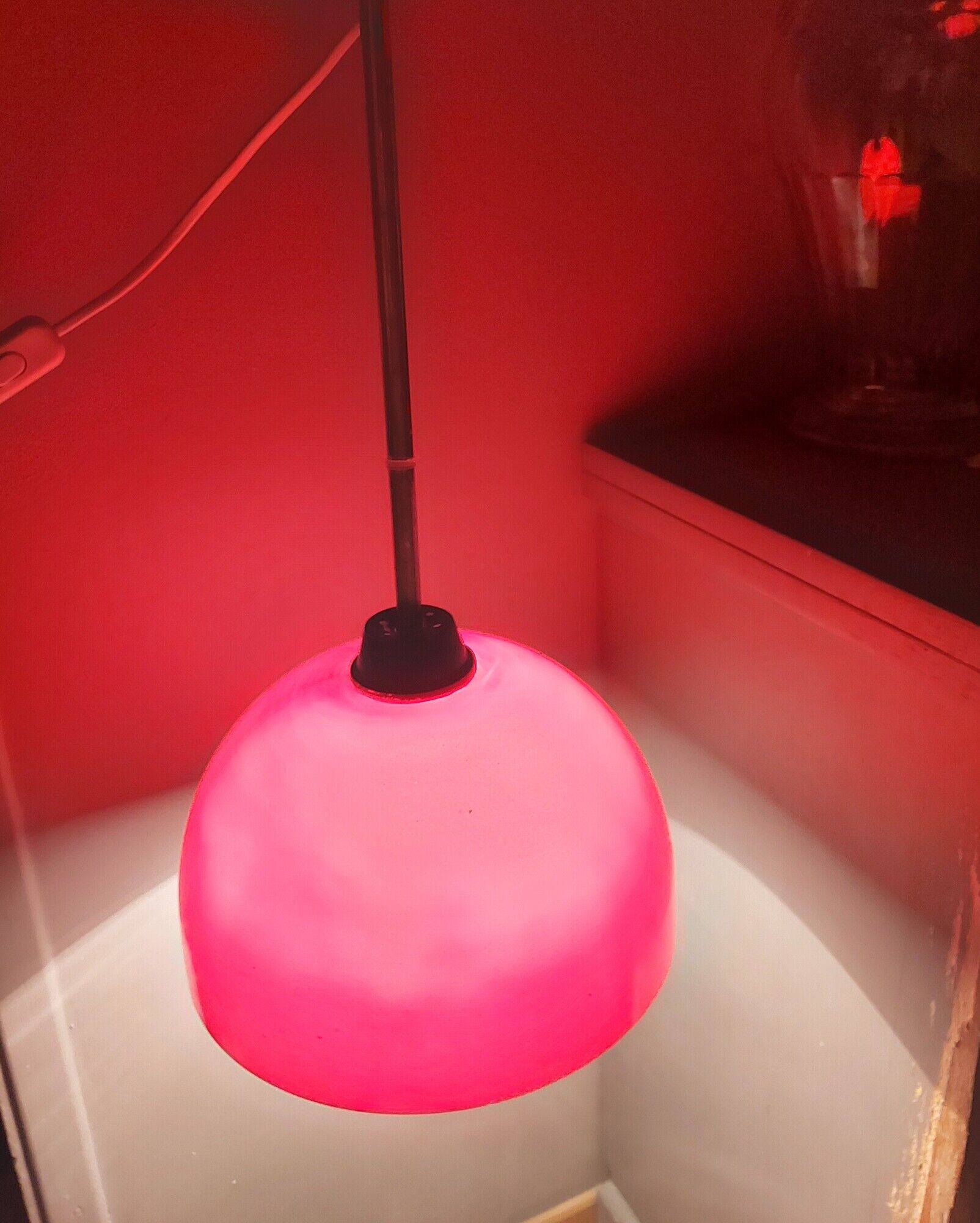 Vintage hanging lamp in red opaline of the 50/60