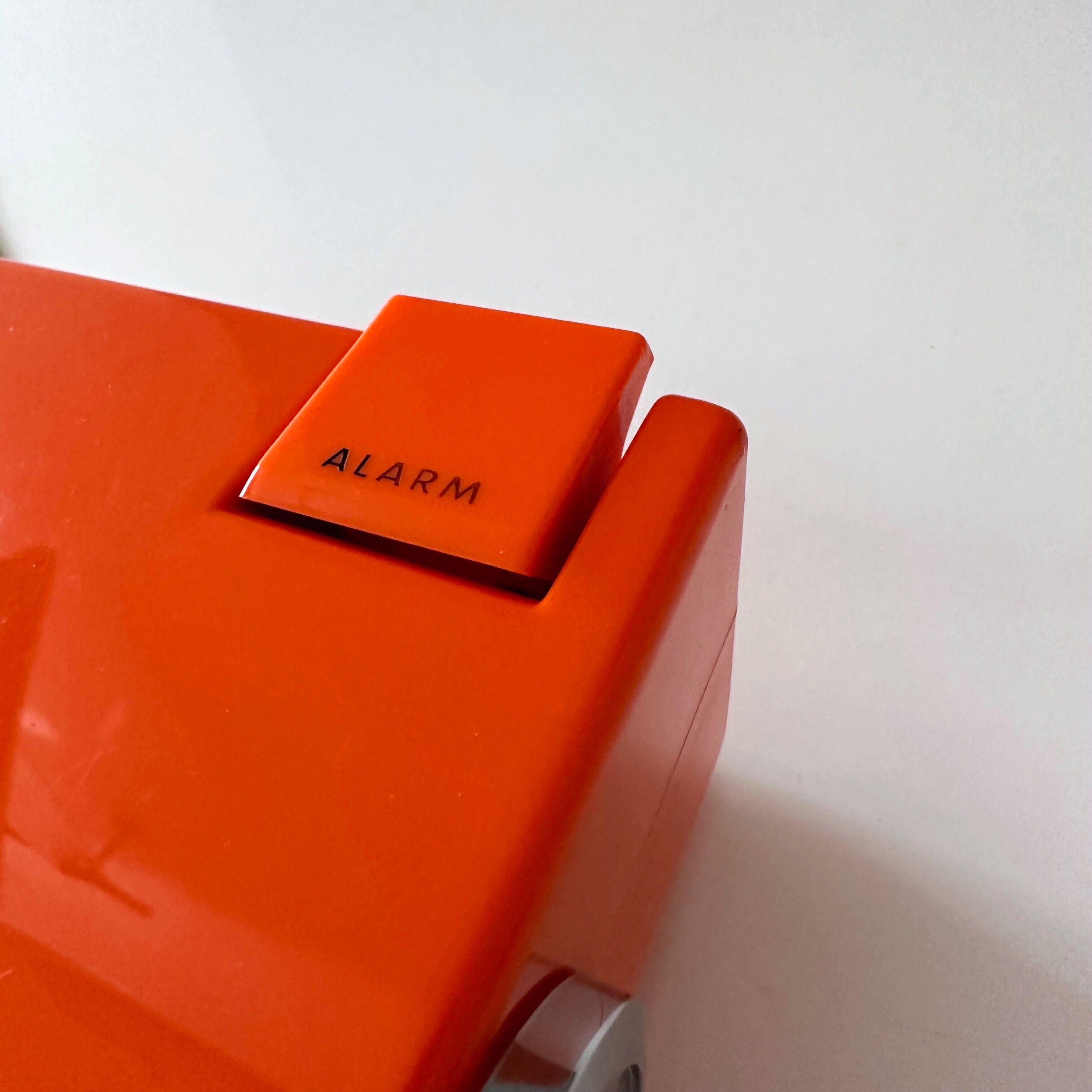 Sankyo 401 réveil orange années 70