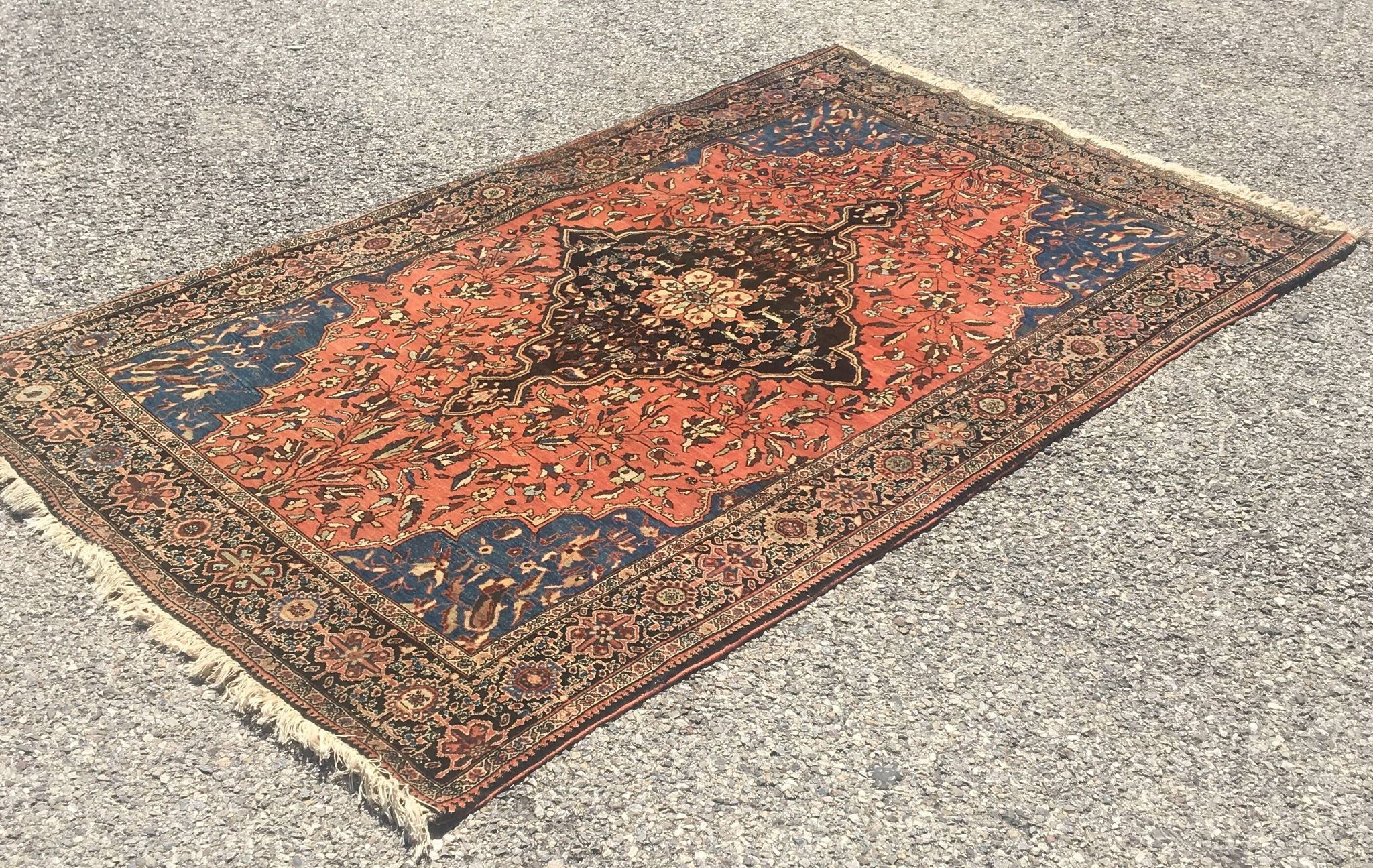 Tapis d'orient Iran Sarouk  Ancien - 1.25 X 2.05 mètres.