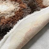 Round vintage wool rug