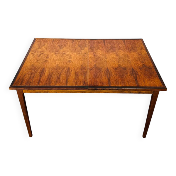 Table à manger en palissandre