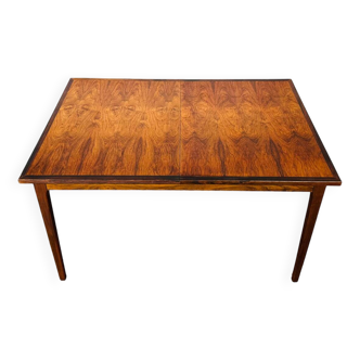 Table à manger en palissandre