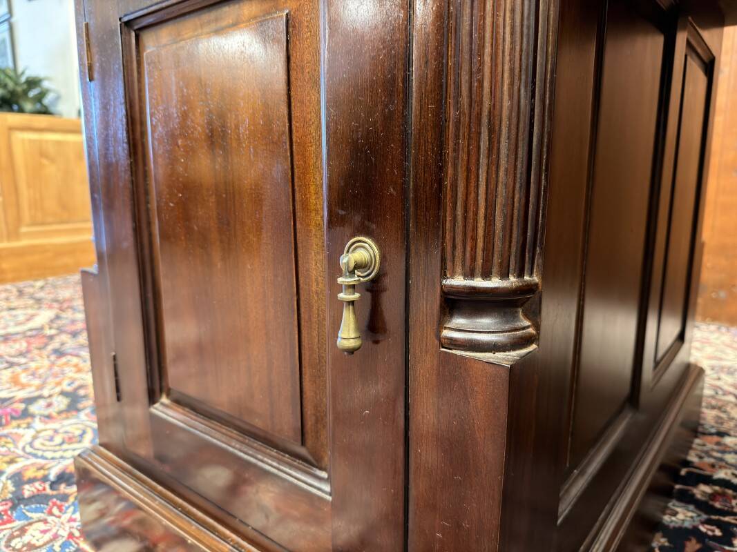 Classic English Chesterfield Desk