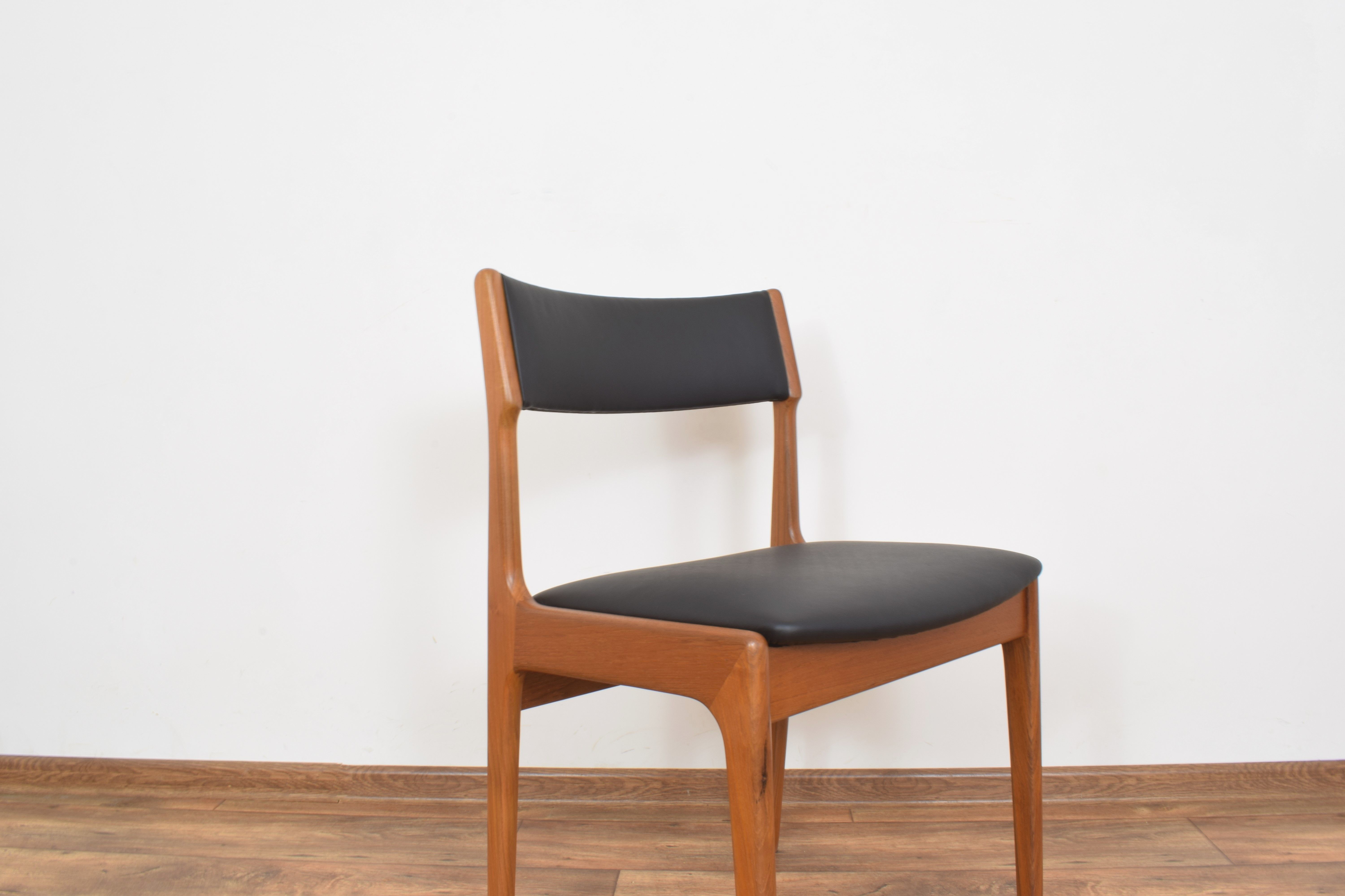 Mid-Century Danish Teak Dining Chairs from Korup Stolefabrik, 1960s, Set of 4
