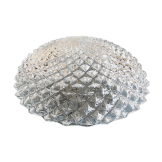 Round ceiling light in chiseled glass