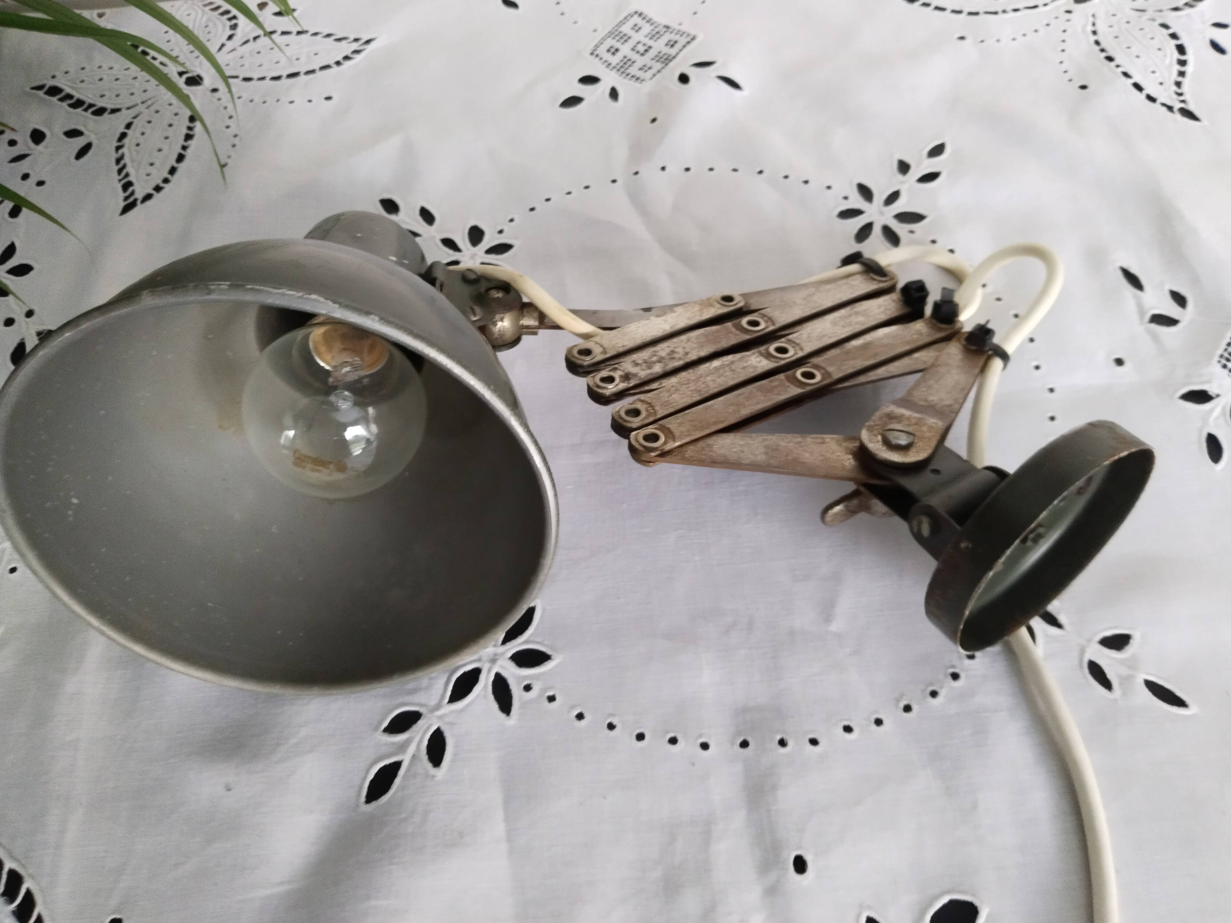 Lampe d'atelier accordéon  , type Jielde