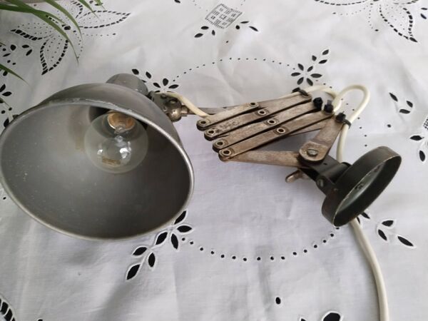 Lampe d'atelier accordéon  , type Jielde