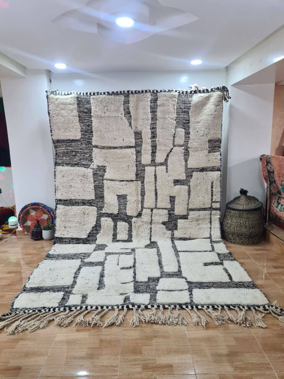 Handmade wool Berber rug 300X200 cm