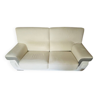 Fixed leather three-seater sofa